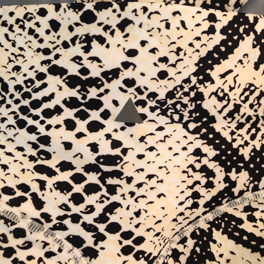 Balance Athletica Python Leggings - image 5